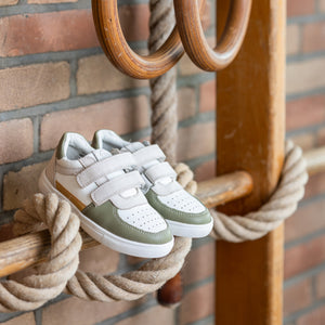 SNEAKER PEPE olive
