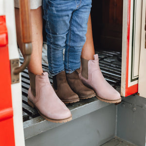 CHELSEA BOOT 2.0_winter_rosa 2025