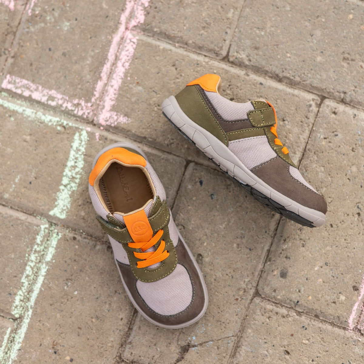 TOMTE BAREFOOT olive