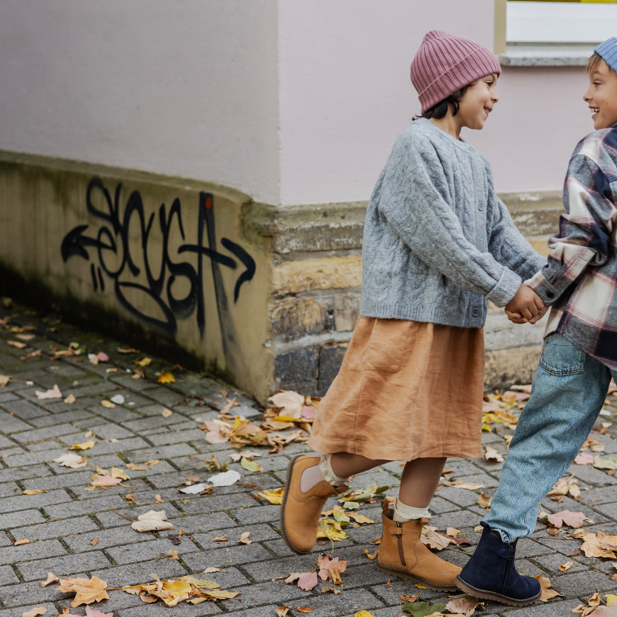 CHELSEA BOOT_Lammfell camel/rosa