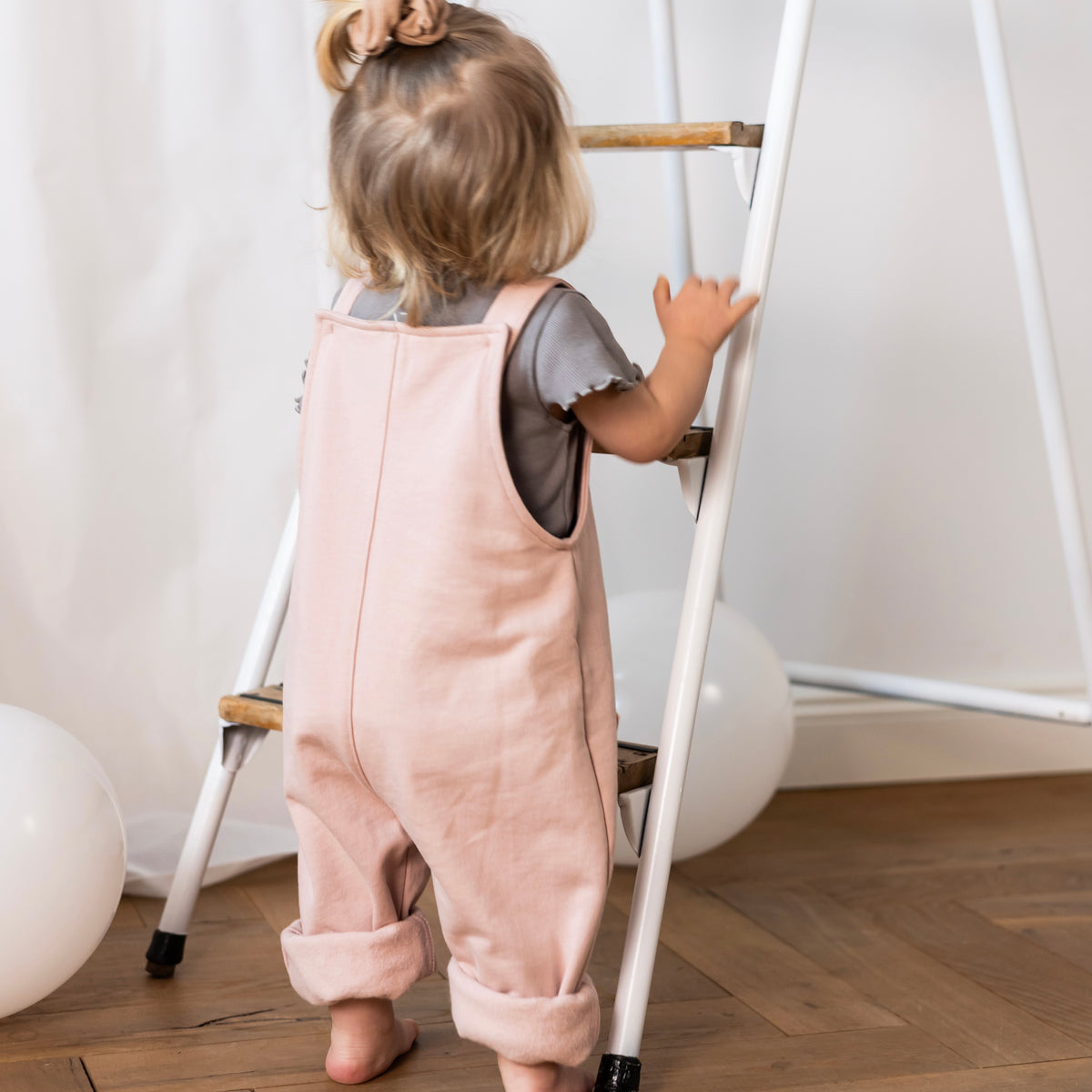 BODY MIT RÜSCHE grau