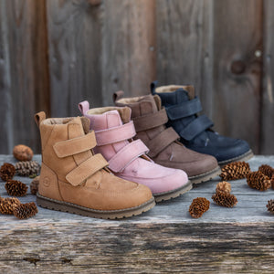 STIEFEL Bente_Lammfell braun