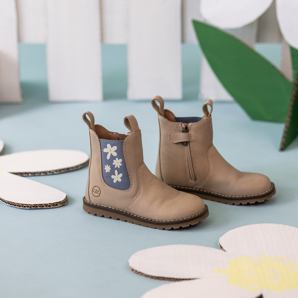 CHELSEA BOOT hellblau