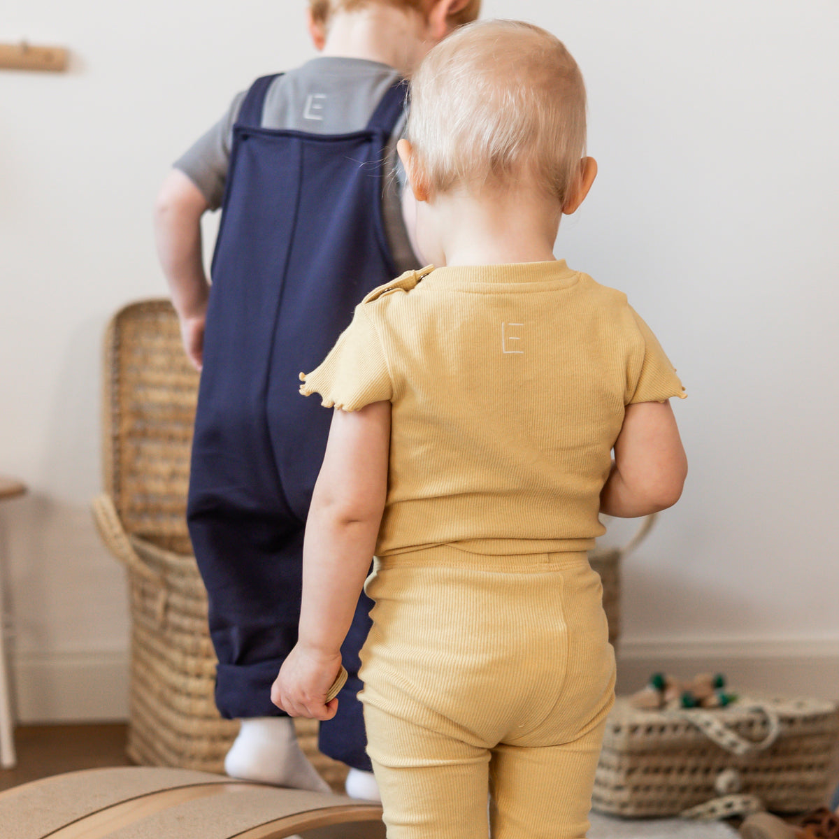 BODY MIT RÜSCHE curry