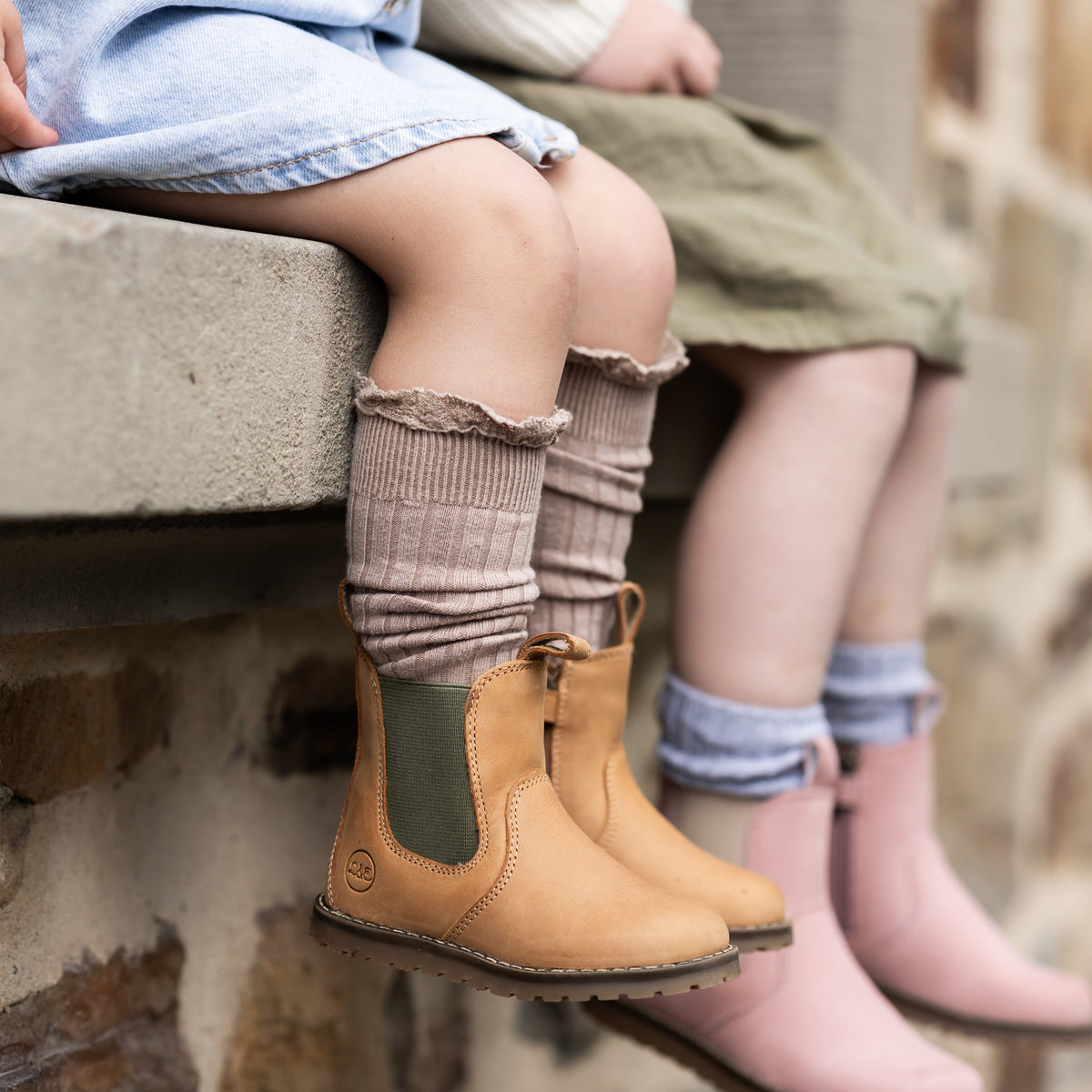 CHELSEA BOOT camel weit