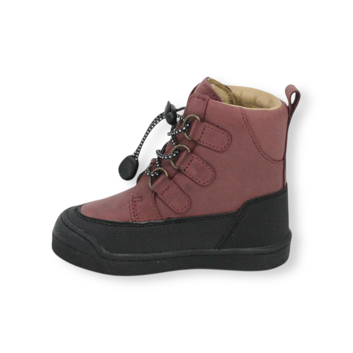 FIRST STEP Finn beere