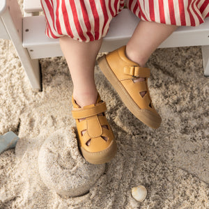 FIRST STEP SANDALE EDDA curry