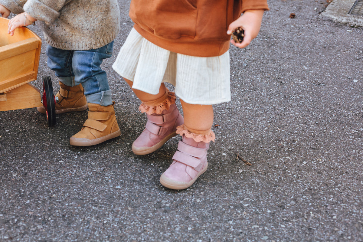 FIRST STEP Boot rosa 2025